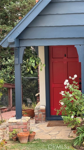 Detail Gallery Image 2 of 12 For 5165 Alta Canyada Rd, La Canada Flintridge,  CA 91011 - 1 Beds | 1 Baths
