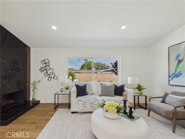 Detail Gallery Image 16 of 33 For 1547 E San Alto, Orange,  CA 92865 - 4 Beds | 2 Baths