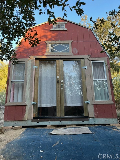 5049 CA-78, Santa Ysabel CA: https://media.crmls.org/medias/58451a7c-4014-4d0c-9c06-bdc607f947bb.jpg
