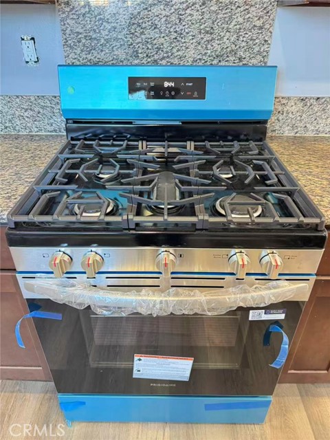 Detail Gallery Image 16 of 16 For 1433 S Gibbs, Pomona,  CA 91766 - 4 Beds | 3 Baths