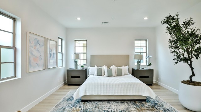 Detail Gallery Image 26 of 49 For 17413 Sienna Ln, Fountain Valley,  CA 92708 - 4 Beds | 4 Baths