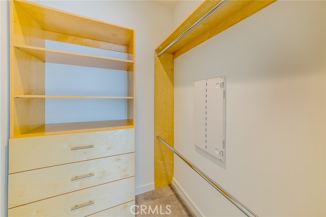 Detail Gallery Image 15 of 19 For 214 Westmoreland #6,  Los Angeles,  CA 90004 - 3 Beds | 2 Baths