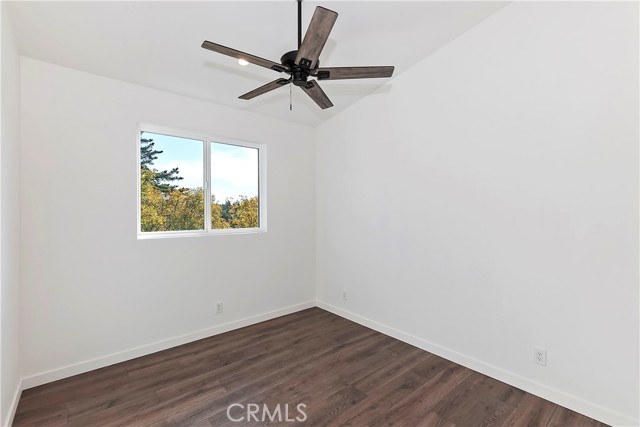 Detail Gallery Image 31 of 51 For 26146 Sky Ridge Dr, Twin Peaks,  CA 92391 - 3 Beds | 2/1 Baths