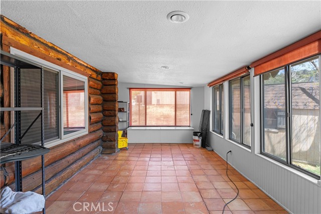 Detail Gallery Image 4 of 38 For 30771 Fox Ridge Ct, Tehachapi,  CA 93561 - 3 Beds | 2 Baths