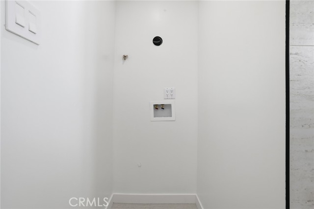 Detail Gallery Image 34 of 46 For 9651 Comanche, Chatsworth,  CA 91311 - 3 Beds | 2 Baths