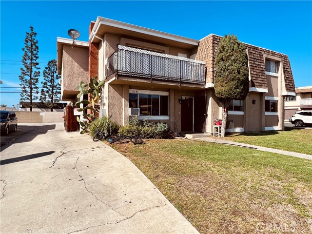 17441 Dairyview Circle #4, Huntington Beach, CA, 92647 17441 Dairyview Circle #4, Huntington Beach, CA, 92647