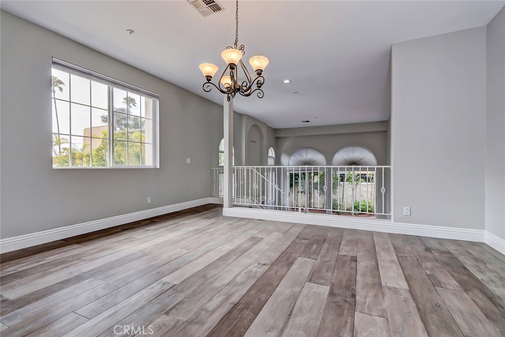 700 Meyer Lane 16
