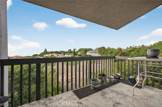 Detail Gallery Image 8 of 22 For 29600 Island View Dr #300,  Rancho Palos Verdes,  CA 90275 - 1 Beds | 1 Baths