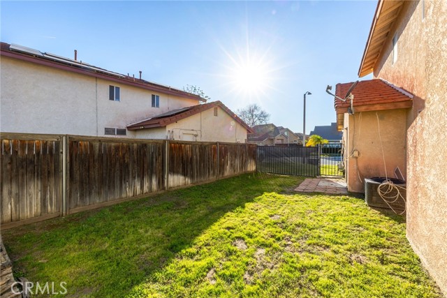 Detail Gallery Image 32 of 41 For 1893 Vosburg Ct, San Jacinto,  CA 92583 - 3 Beds | 2/1 Baths