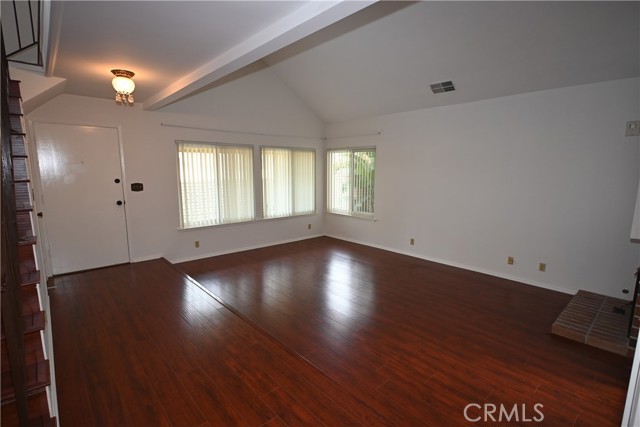 Detail Gallery Image 3 of 31 For 12321 Glacier Cir, Los Alamitos,  CA 90720 - 3 Beds | 2/1 Baths