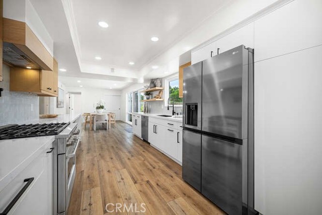 3221 Copa De Oro Drive, Los Alamitos CA: https://media.crmls.org/medias/584b0563-2267-48f9-bd14-55cd18f19e6e.jpg