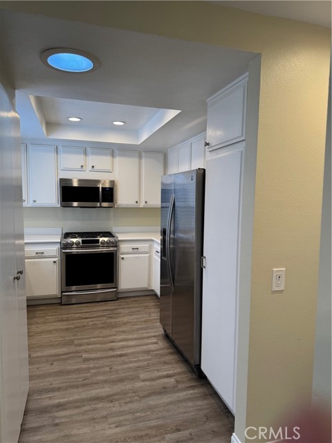 Detail Gallery Image 8 of 17 For 8566 Trinity #819C,  Huntington Beach,  CA 92646 - 2 Beds | 2 Baths