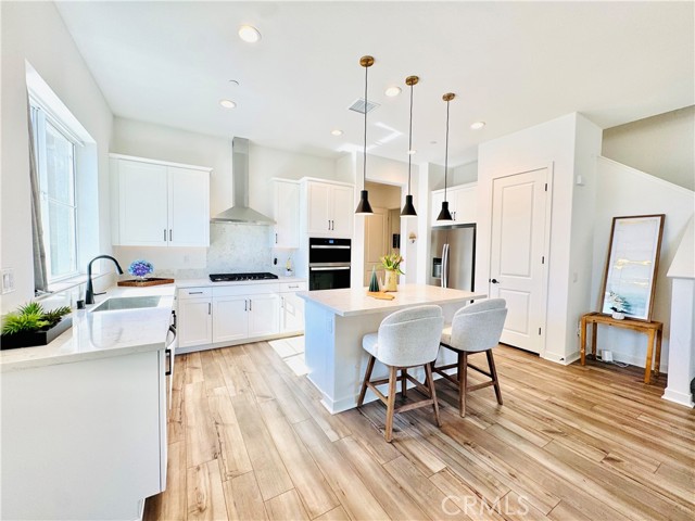 Detail Gallery Image 9 of 28 For 147 Culture, Irvine,  CA 92618 - 4 Beds | 3 Baths