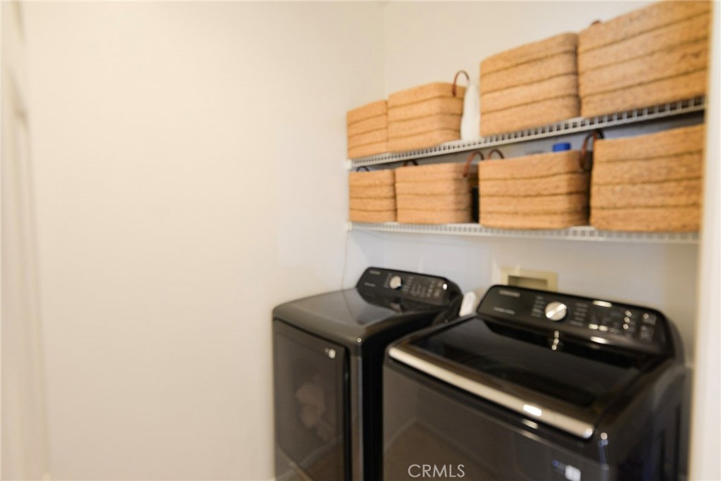 MLS #OC25237983 image #17