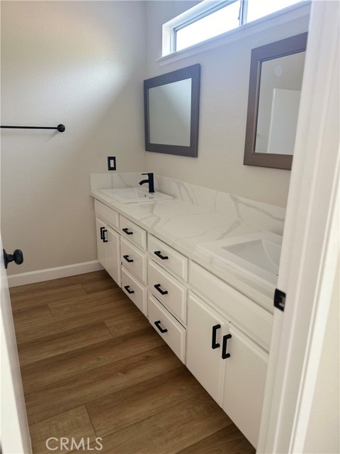 Detail Gallery Image 8 of 10 For 3351 Lincoln St, Riverside,  CA 92503 - 3 Beds | 2 Baths