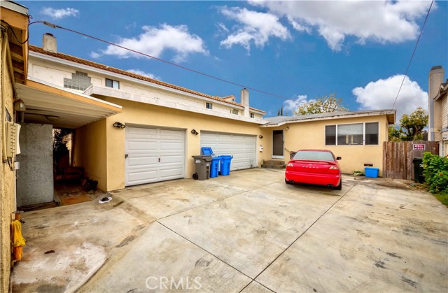 1916 Speyer Lane, Redondo Beach, California 90278, ,Residential Income,Sold,Speyer,SB23070105