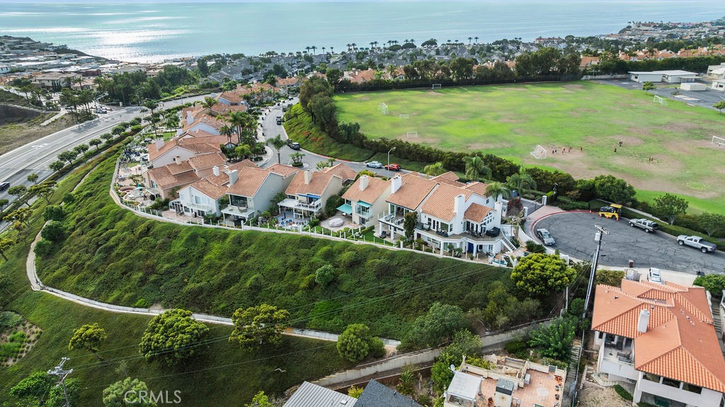 584d1fbe A9de 442f 8dd3 6802fd73fcc8