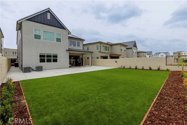 Detail Gallery Image 39 of 74 For 27526 Elderberry Dr, Valencia,  CA 91381 - 5 Beds | 5/1 Baths