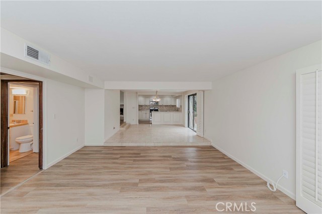 Detail Gallery Image 17 of 58 For 1113 Steinhart Ave, Redondo Beach,  CA 90278 - 3 Beds | 3 Baths