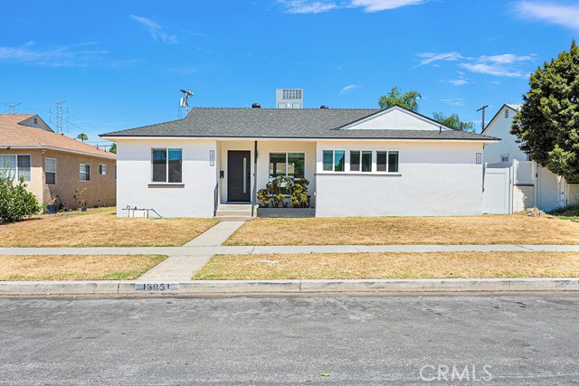 Detail Gallery Image 1 of 1 For 13951 Garber St, Arleta,  CA 91331 - 4 Beds | 3 Baths