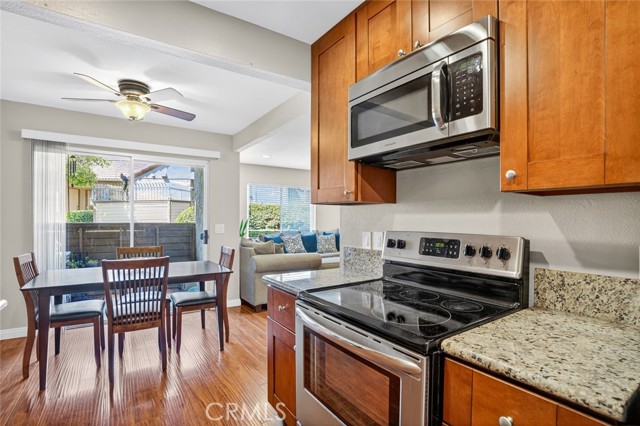1535 Border Avenue, Corona CA: https://media.crmls.org/medias/584e6861-20c7-42a7-905d-e05f6cecc890.jpg