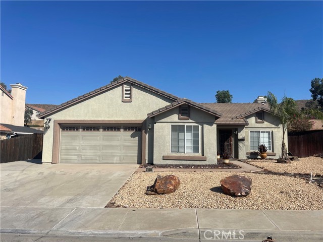 Detail Gallery Image 2 of 58 For 31646 Willow View Pl, Lake Elsinore,  CA 92532 - 4 Beds | 2 Baths