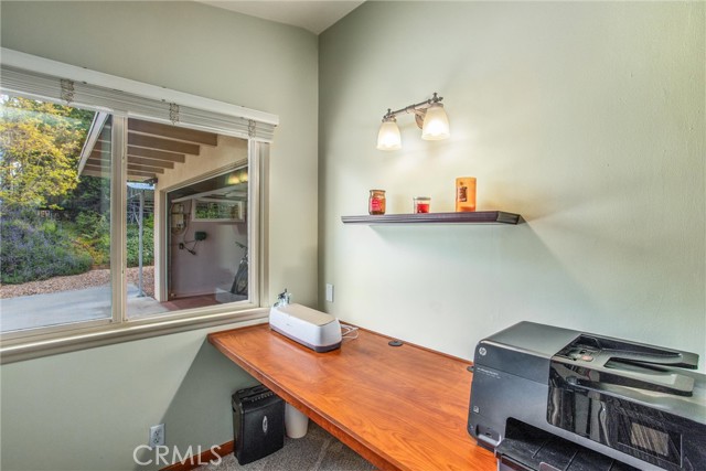 Detail Gallery Image 12 of 60 For 12861 Club Dr, Redlands,  CA 92373 - 2 Beds | 2 Baths