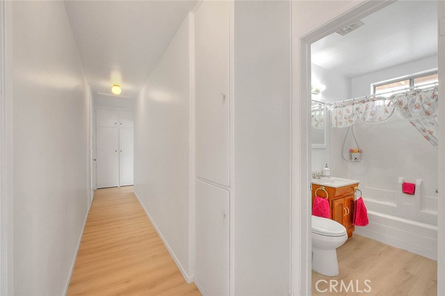 1766 W Catalpa Avenue, Anaheim CA: https://media.crmls.org/medias/5850eb4f-5605-4557-be2f-d1d74238ef12.jpg