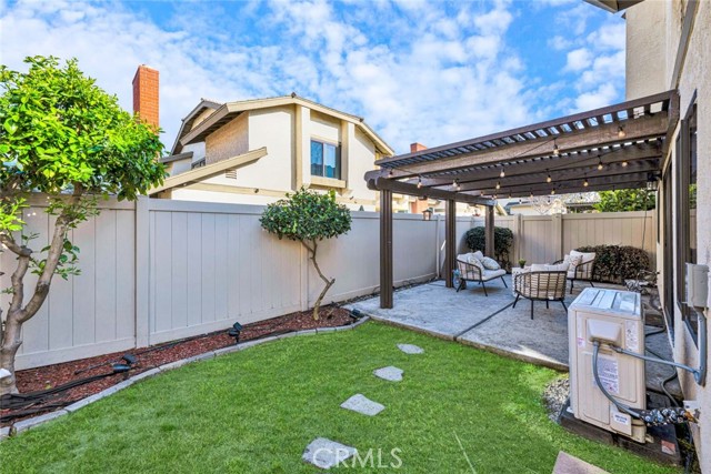 Detail Gallery Image 43 of 50 For 18124 Old Trail Ln, Fountain Valley,  CA 92708 - 3 Beds | 2/1 Baths