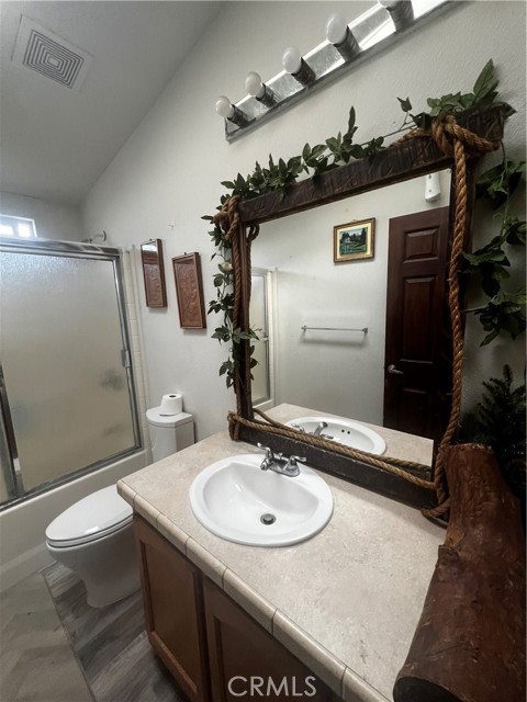 Detail Gallery Image 24 of 36 For 1616 S Euclid #91,  Anaheim,  CA 92802 - 5 Beds | 2 Baths