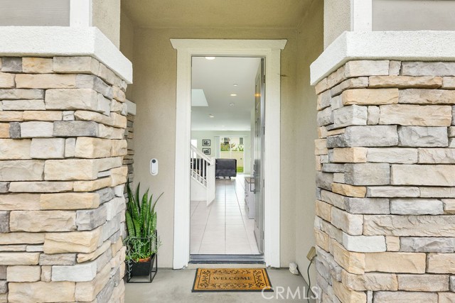 Detail Gallery Image 3 of 32 For 706 Leather Oak Ln, Pomona,  CA 91766 - 5 Beds | 3 Baths