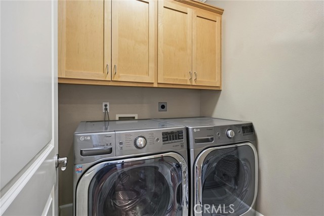 Detail Gallery Image 15 of 46 For 19438 Donkey Hill, Hidden Valley Lake,  CA 95467 - 4 Beds | 3/1 Baths