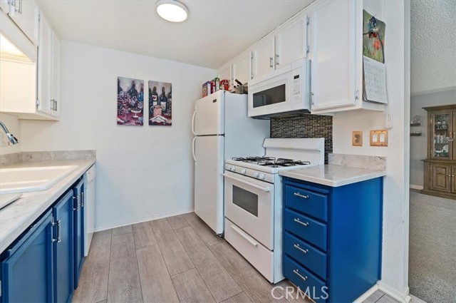 Detail Gallery Image 15 of 33 For 1000 Central Ave #25,  Riverside,  CA 92507 - 2 Beds | 2 Baths