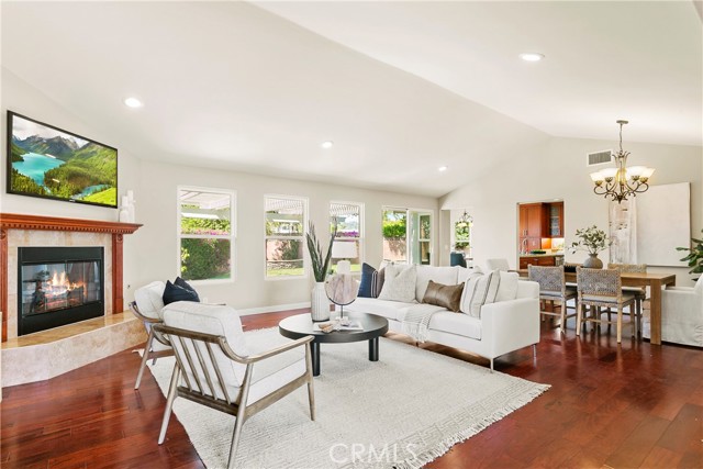 1551 Rainbow Drive, North Tustin CA: https://media.crmls.org/medias/58543087-0c44-41a7-bee9-a9f109d058e5.jpg