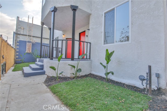 Detail Gallery Image 6 of 66 For 6207 S Figueroa St, Los Angeles,  CA 90003 - – Beds | – Baths
