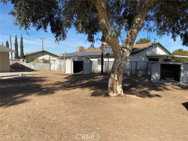 Detail Gallery Image 3 of 32 For 11969 7th Ave, Hesperia,  CA 92345 - 3 Beds | 2 Baths