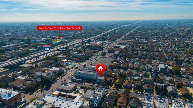 Detail Gallery Image 31 of 36 For 512 W 41st Pl, Los Angeles,  CA 90037 - 4 Beds | 2 Baths