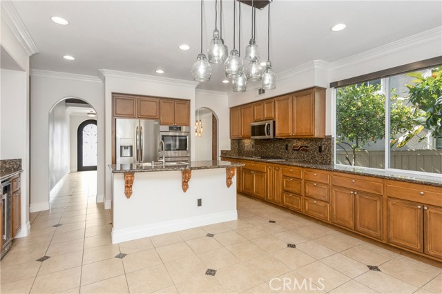 Detail Gallery Image 7 of 21 For 32 Acanthus, Rancho Santa Margarita,  CA 92688 - 5 Beds | 3 Baths