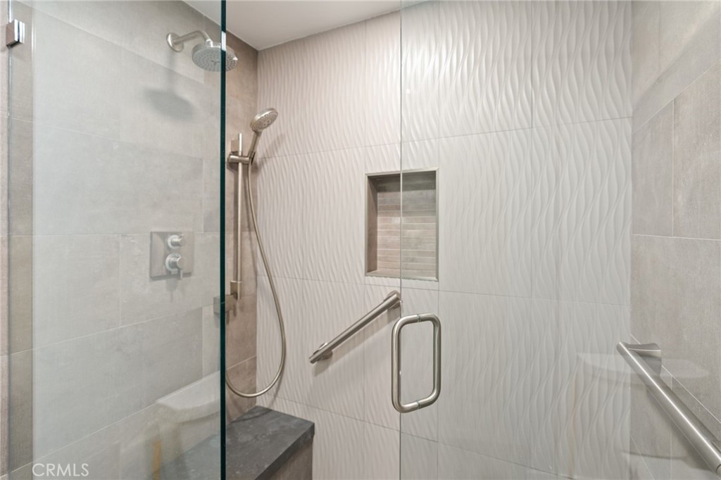 MLS #OC25155618 img 19