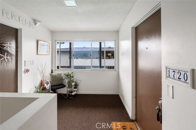 Detail Gallery Image 22 of 29 For 1720 Westcliff Dr #10,  Newport Beach,  CA 92660 - 1 Beds | 1 Baths