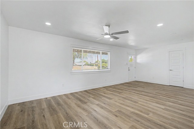 Detail Gallery Image 4 of 30 For 9085 W L St, South Dos Palos,  CA 93665 - 4 Beds | 2 Baths