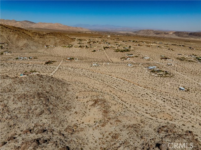 Detail Gallery Image 10 of 28 For 7099 Canyon Rd, Twentynine Palms,  CA 92277 - – Beds | – Baths