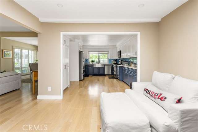 8009 E Eucalyptus Trail, Orange CA: https://media.crmls.org/medias/5858de1b-3b48-4e64-91f0-535e9b9d1dcb.jpg