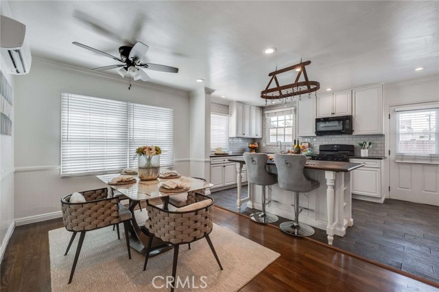 3322 Sandwood Street, Lakewood CA: https://media.crmls.org/medias/585928b0-dfd5-4c00-9526-a25cf78a969e.jpg