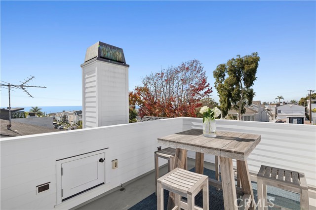 Detail Gallery Image 33 of 35 For 302 Orchid Ave, Corona Del Mar,  CA 92625 - 4 Beds | 4/1 Baths