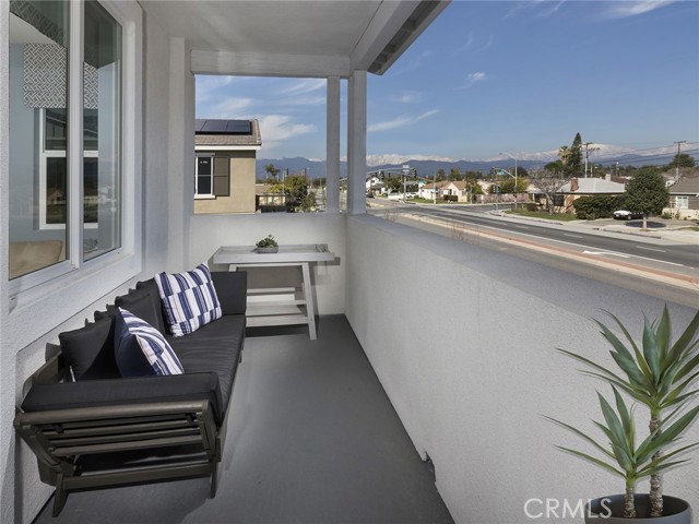 Detail Gallery Image 14 of 16 For 1434 Stratus Dr, Pomona,  CA 91768 - 3 Beds | 3 Baths