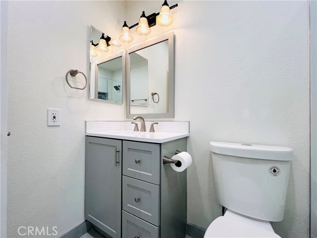 9010 Wilbur, Northridge CA: https://media.crmls.org/medias/5859c58b-3275-4cdf-923e-0303d4064f56.jpg