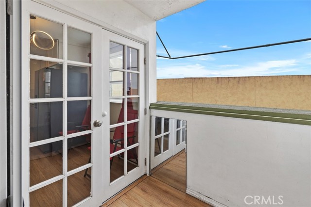 3142 Midway Drive, San Diego CA: https://media.crmls.org/medias/585a29ed-503e-4be2-aeb2-dcd88059f96f.jpg