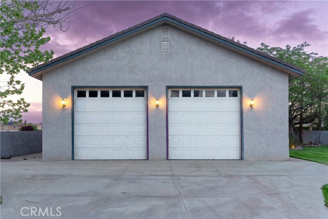 Detail Gallery Image 12 of 64 For 4255 Conestoga Dr, Lancaster,  CA 93536 - 4 Beds | 3 Baths