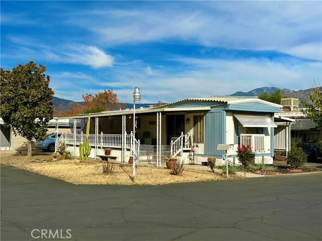 Detail Gallery Image 1 of 23 For 45055 Highway 74 #87,  Hemet,  CA 92544 - 1 Beds | 1 Baths